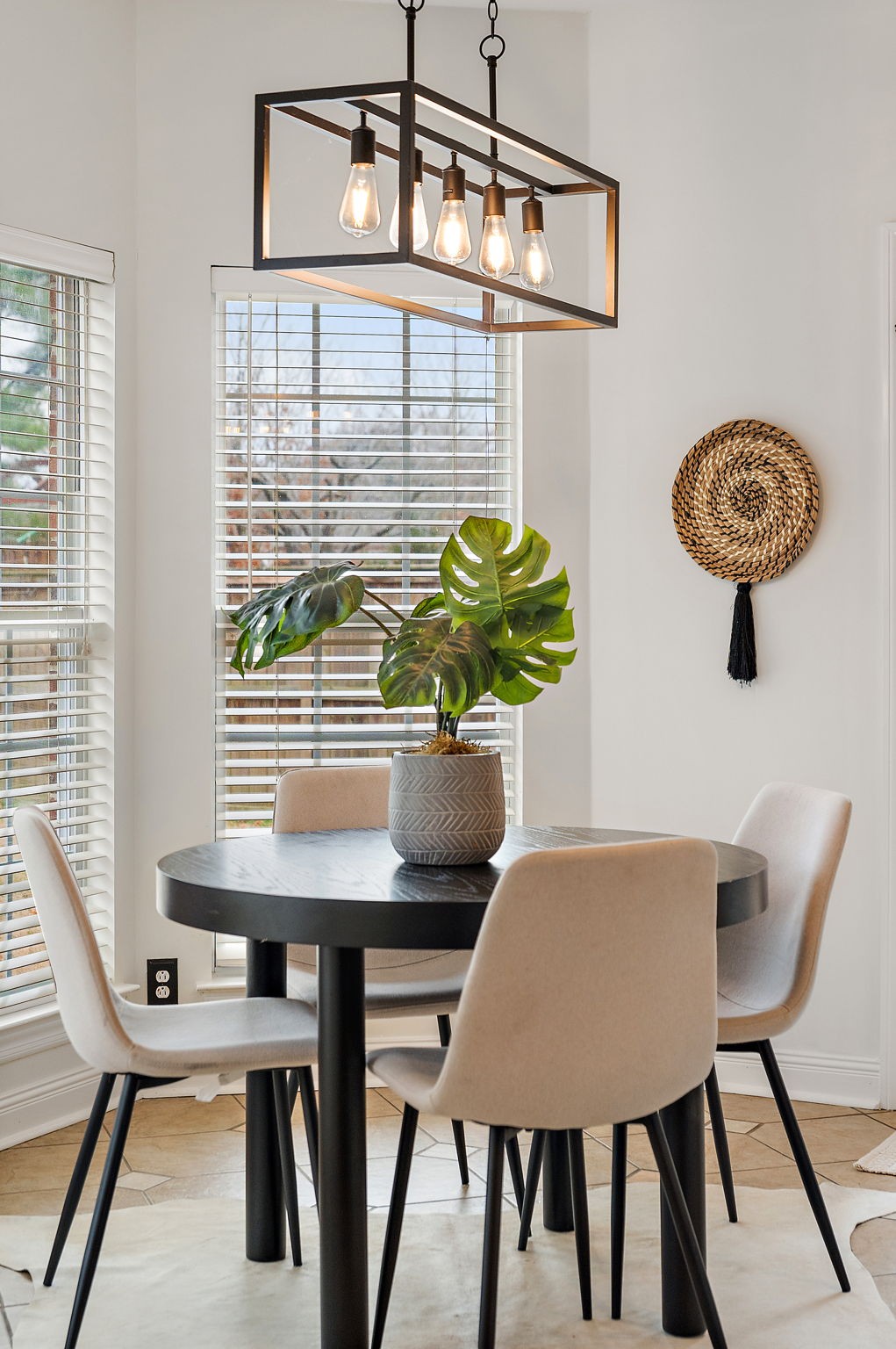 3140 Vera Valley Road Franklin, TN 37064 - Photo 11 of 38 a view of a dining room with furniture and window