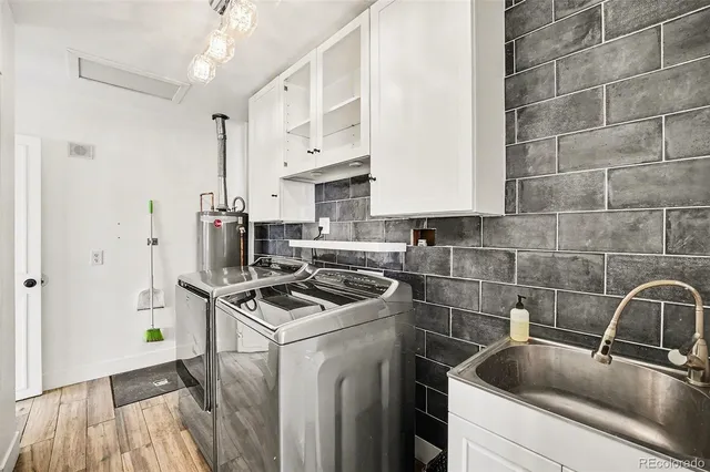 $1,095,000 | 1330 Dahlia Street, Denver, CO 80220