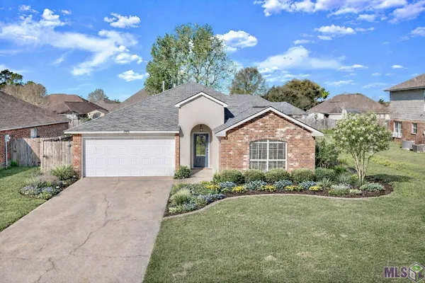 $234,900 | 36001 Portsmouth Drive, Denham Springs, LA 70706