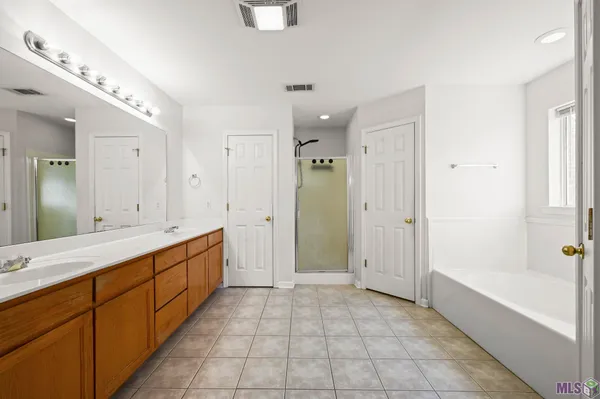 $234,900 | 36001 Portsmouth Drive, Denham Springs, LA 70706
