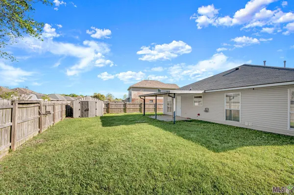 $234,900 | 36001 Portsmouth Drive, Denham Springs, LA 70706