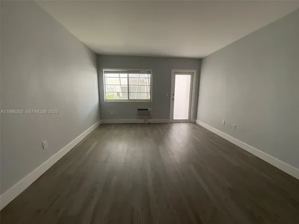 $1,700 | 1026 Pennsylvania Avenue, Unit 2, Miami Beach, FL 33139