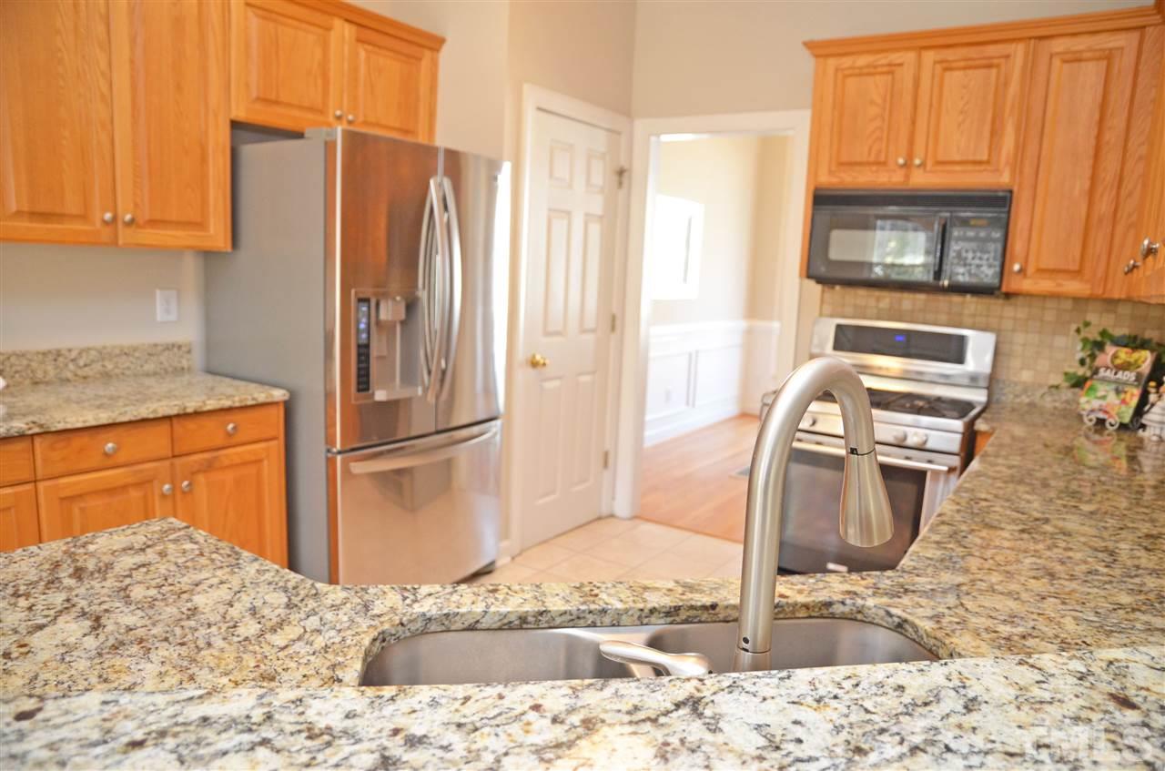 2808 Funster Lane Raleigh, NC 27615 - Photo 7 of 26