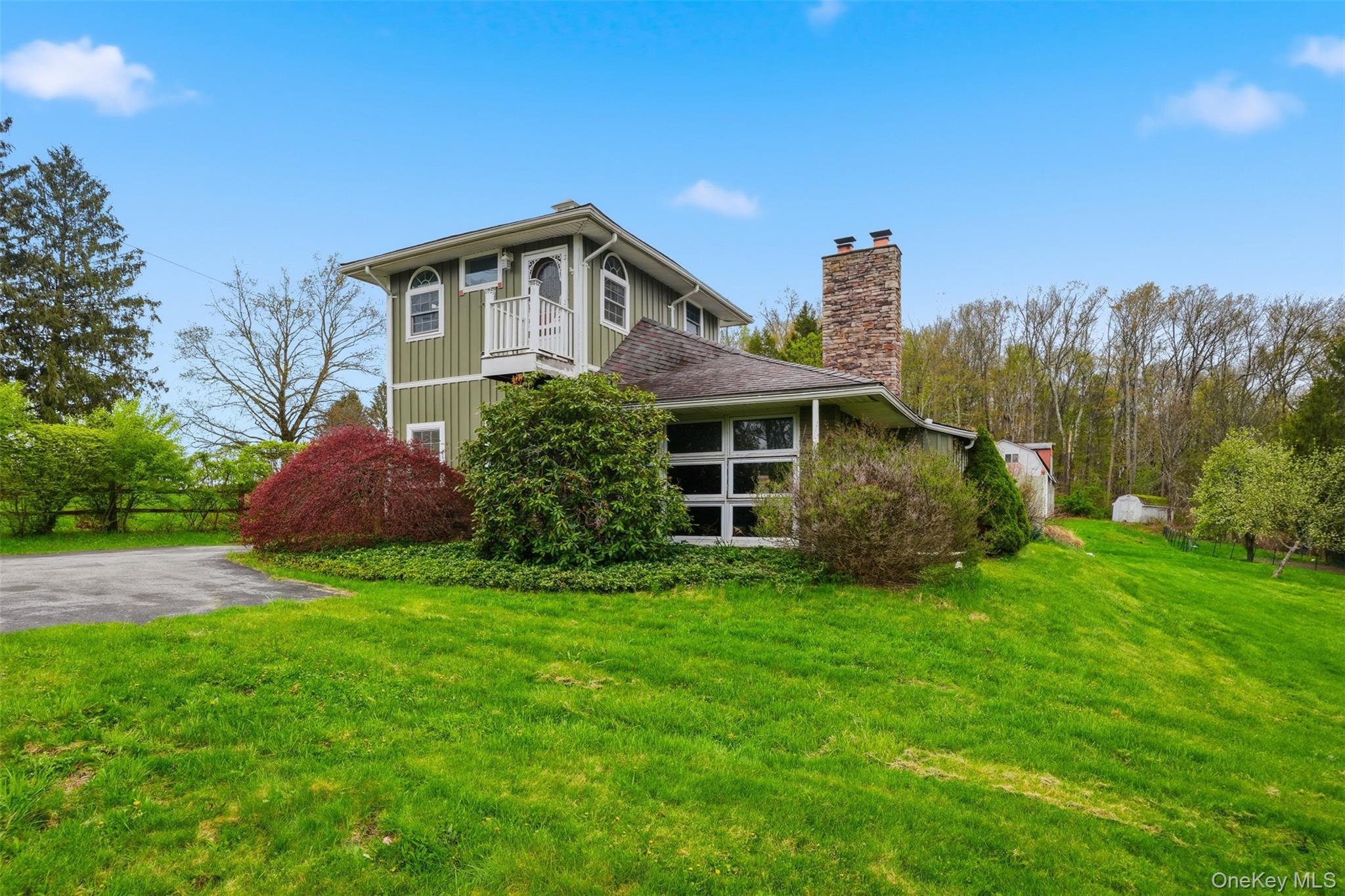 79 Hornbeck Road Poughkeepsie, NY 12603 - Photo 2 of 34