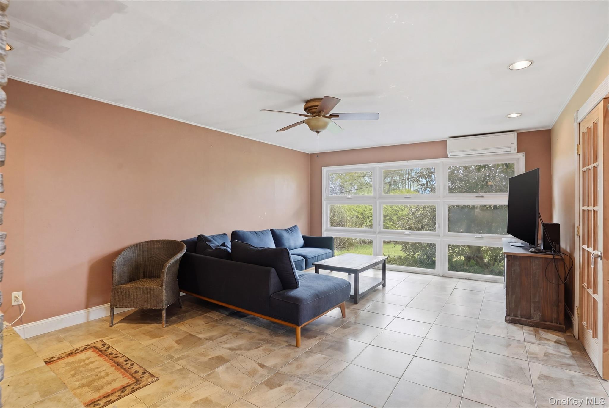 79 Hornbeck Road Poughkeepsie, NY 12603 - Photo 4 of 34
