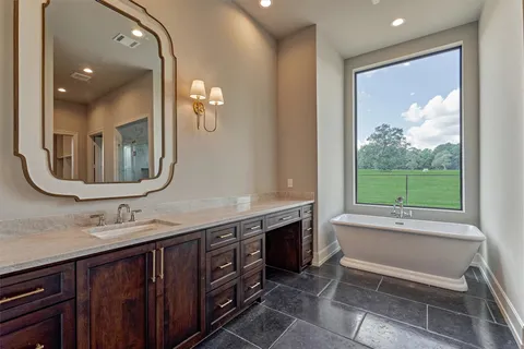 $2,465,000 | 2306 Iris Cove, Hockley, TX 77447