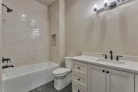 $2,465,000 | 2306 Iris Cove, Hockley, TX 77447