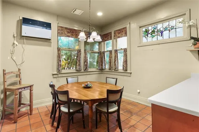 $450,000 | 2700 Octavia Street, New Orleans, LA 70115