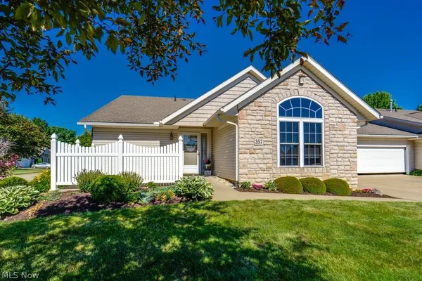 $294,900 | 357 Woodbury Circle, Dalton, OH 44618