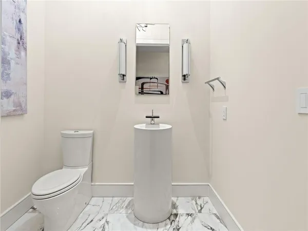 $18,500 | 3376 Peachtree Road Northeast, Unit 35B, Atlanta, GA 30326