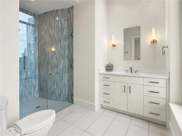 $18,500 | 3376 Peachtree Road Northeast, Unit 35B, Atlanta, GA 30326