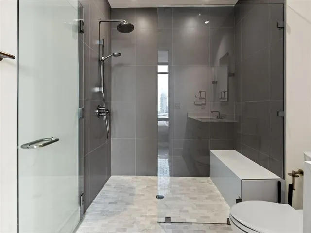 $18,500 | 3376 Peachtree Road Northeast, Unit 35B, Atlanta, GA 30326