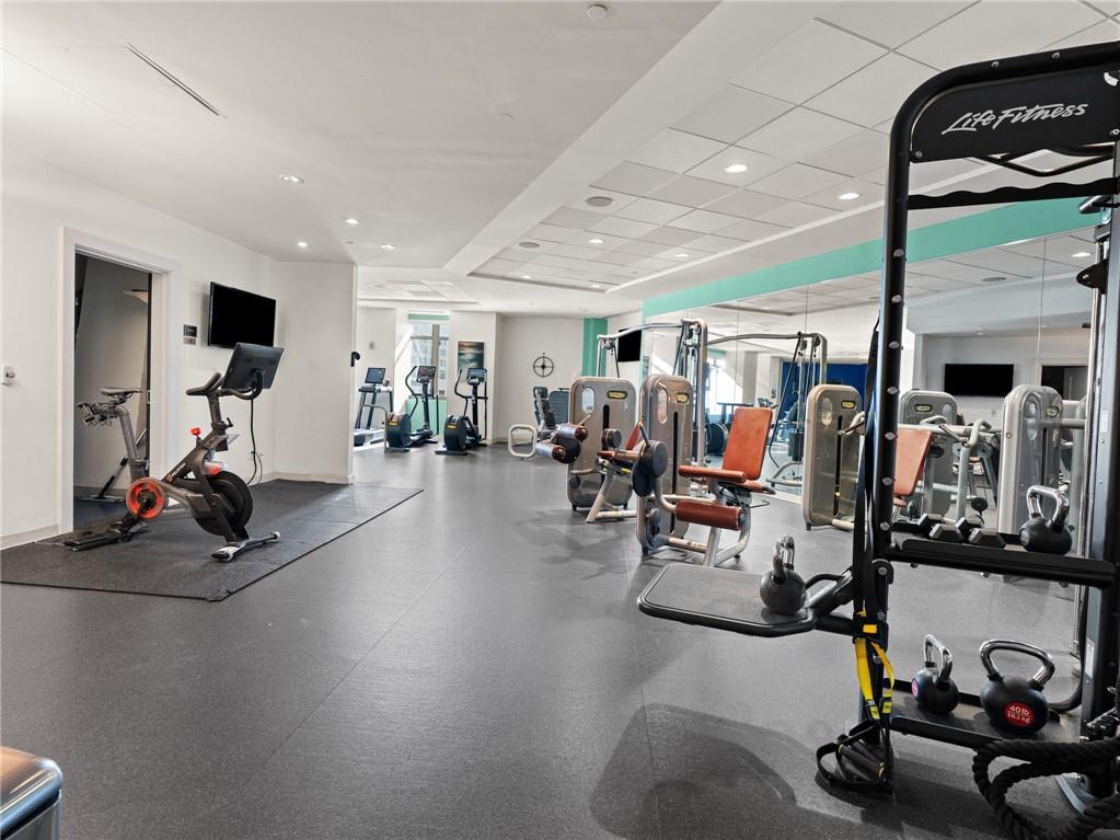 3376 Peachtree Road Northeast, Unit 35B Atlanta, GA 30326 - Photo 75 of 80 a view of a room with gym equipment