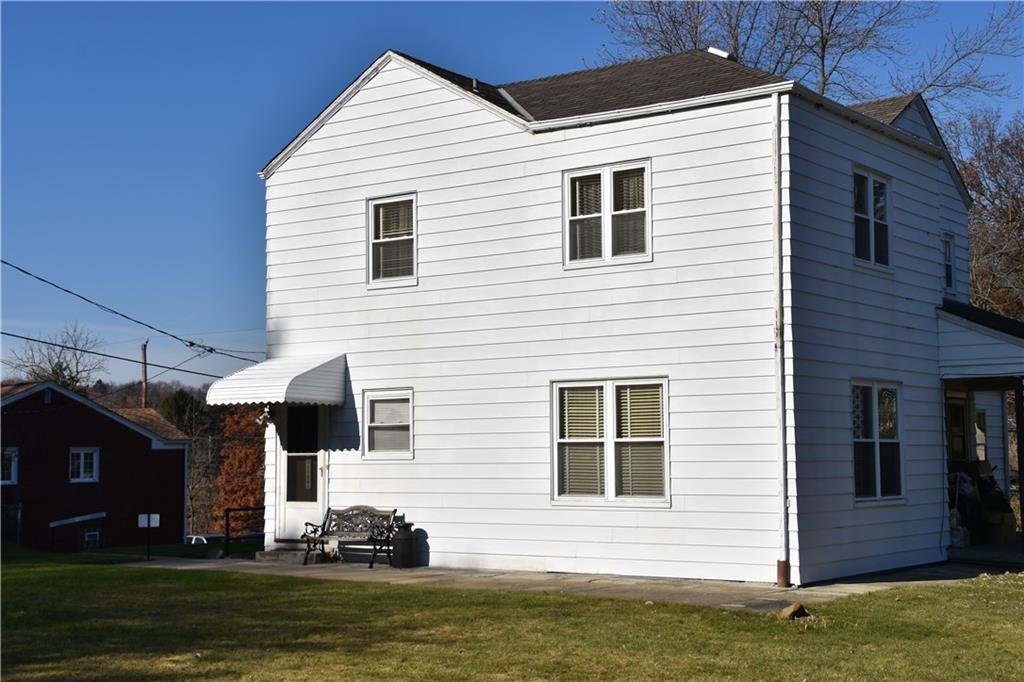 327 Siebert Road Pittsburgh, PA 15237 - Photo 2 of 19
