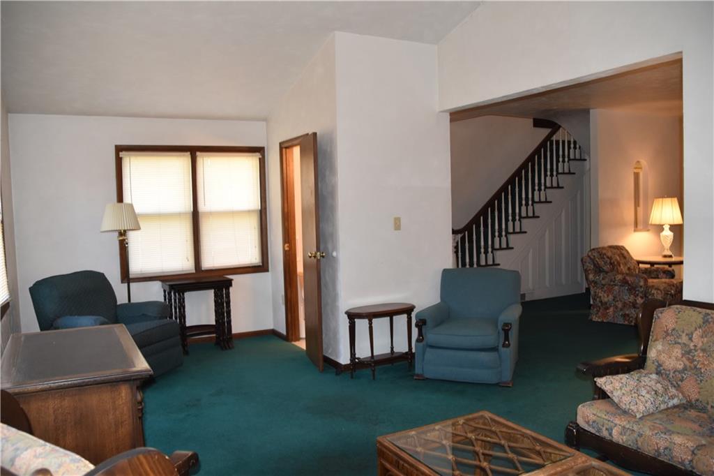327 Siebert Road Pittsburgh, PA 15237 - Photo 12 of 19