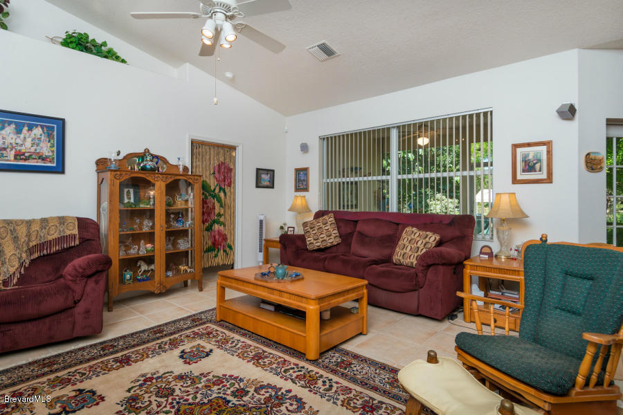 1856 Rustic Lane Melbourne, FL 32934 - Photo 8 of 17 Living room 2