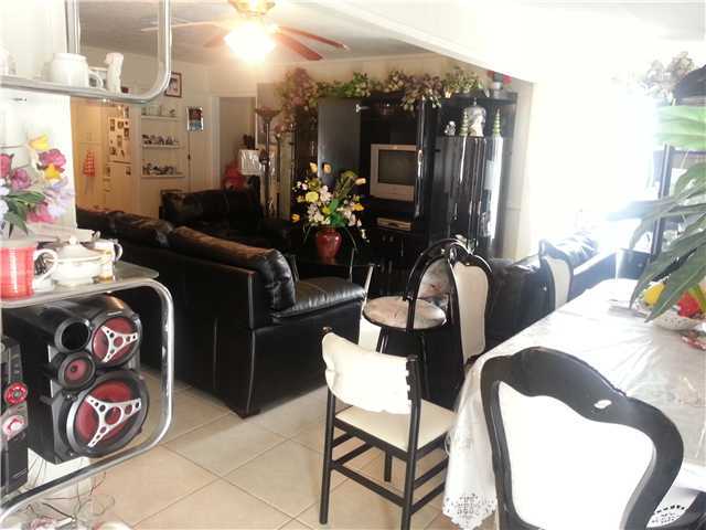 1043 Highview Road Lantana, FL 33462 - Photo 3 of 6 Additional Photo