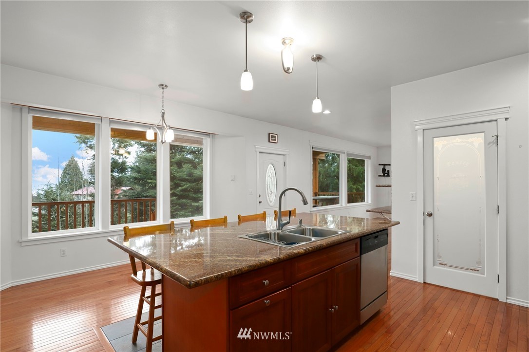 143 Sentinel Firs Road Port Hadlock, WA 98339 - Photo 11 of 40 Gallery Image 11