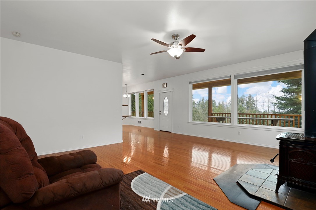 143 Sentinel Firs Road Port Hadlock, WA 98339 - Photo 7 of 40 Gallery Image 7