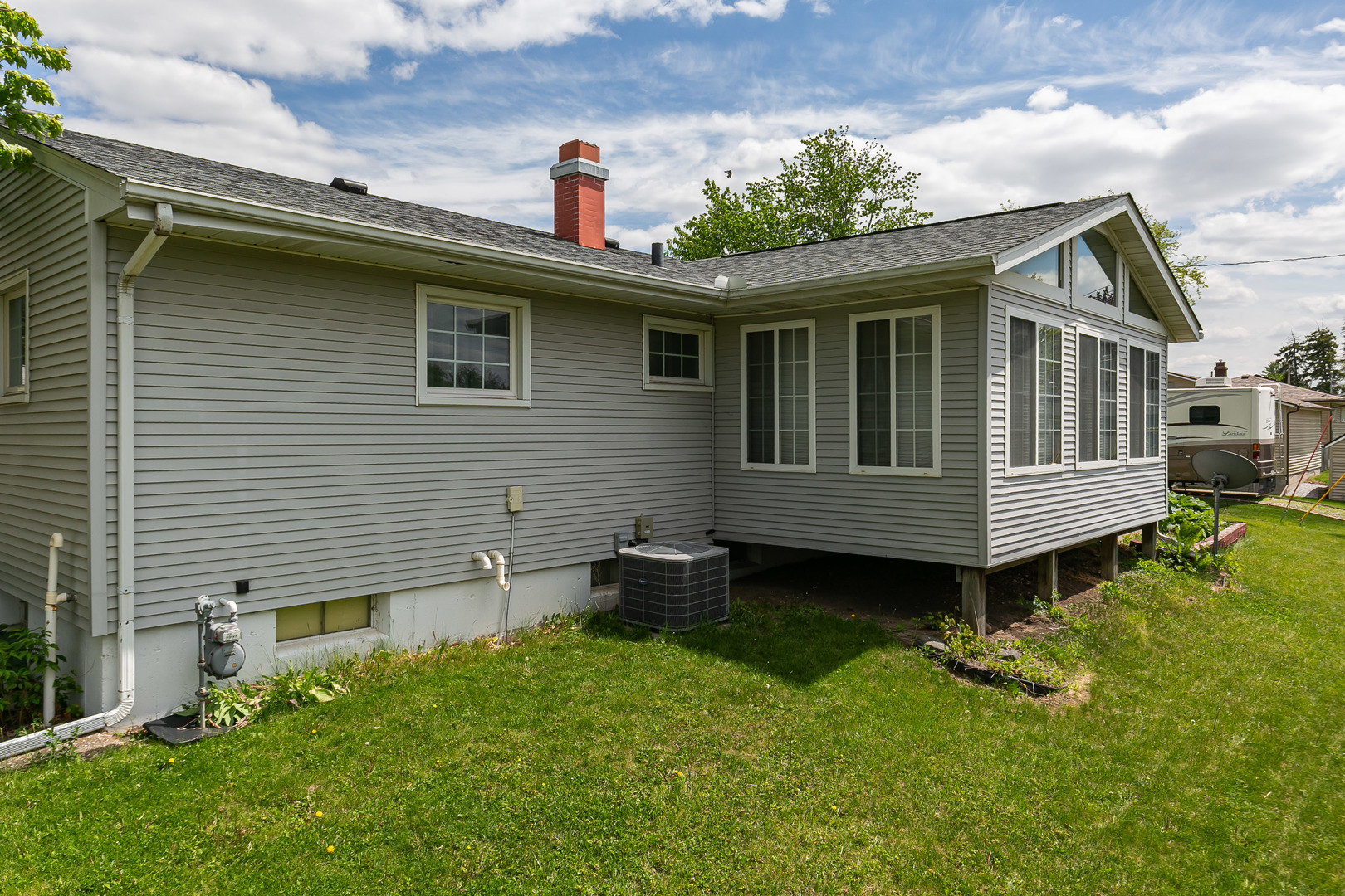 2222 Hillandale Road Davenport, IA 52804 - Photo 31 of 32