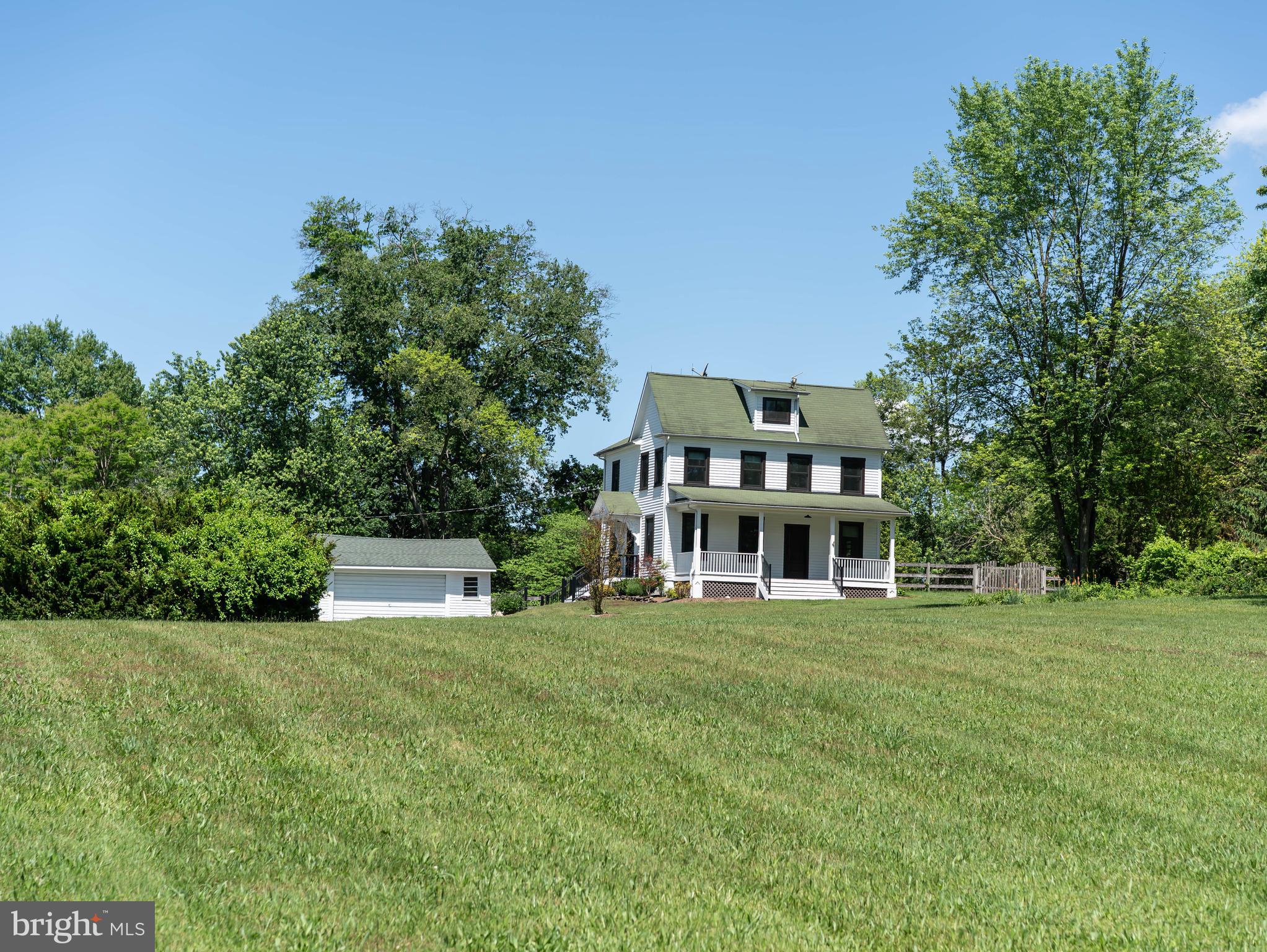 22310 Dickerson Road Dickerson, MD 20842 - Photo 3 of 68 Front