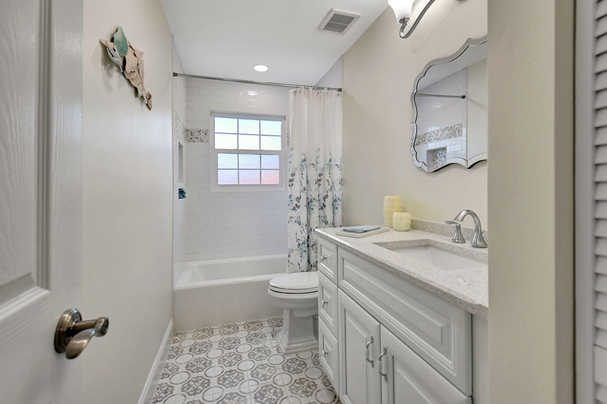 19880 Milan Terrace Boca Raton, FL 33434 - Photo 47 of 83 Bathroom 2