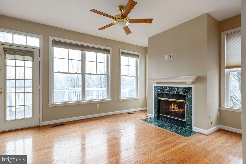 11121 Little Compton Drive Reston, VA 20191 - Photo 13 of 37 Gallery Image 13