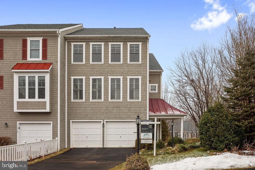 11121 Little Compton Drive Reston, VA 20191 - Photo 32 of 37 Gallery Image 32
