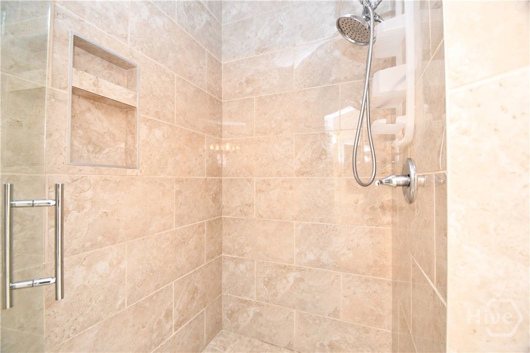 218 Thornhill Drive Athens, GA 30607 - Photo 31 of 68