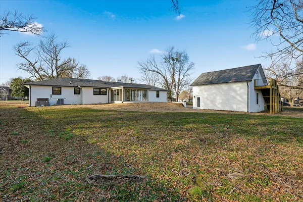 $4,975 | 283 Lake Terrace Drive, Hendersonville, TN 37075