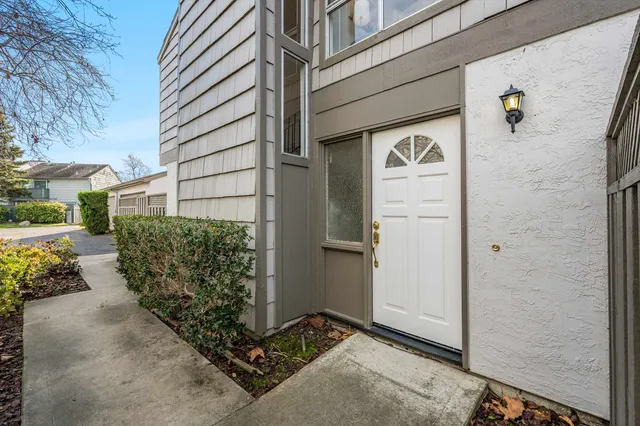 $1,749,000 | 842 Erickson Lane, Foster City, CA 94404