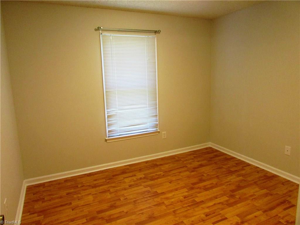 524 Apple Ridge Road Greensboro, NC 27406 - Photo 10 of 17 Gallery Image 10