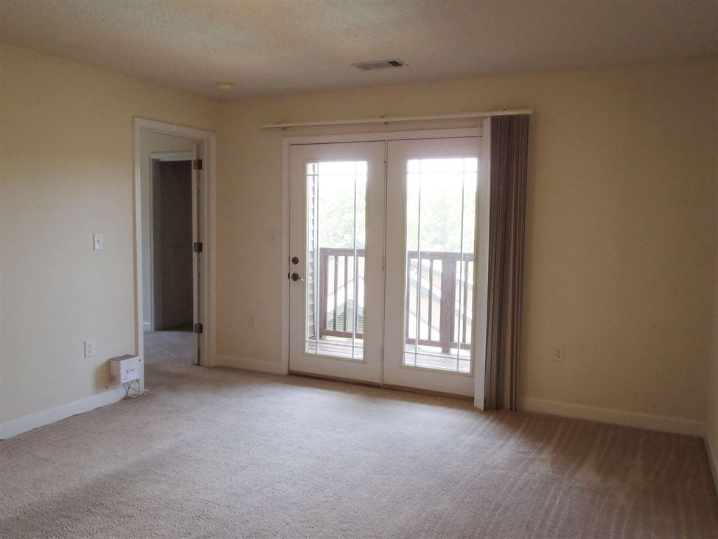 1633 Harts Ridge Drive Seneca, SC 29678 - Photo 7 of 32 Gallery Image 7