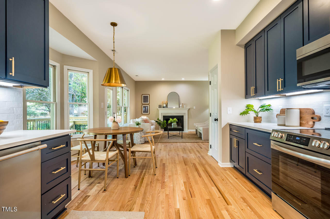 103 Windhover Drive Chapel Hill, NC 27514 - Photo 16 of 61 103WindhoverDr-33