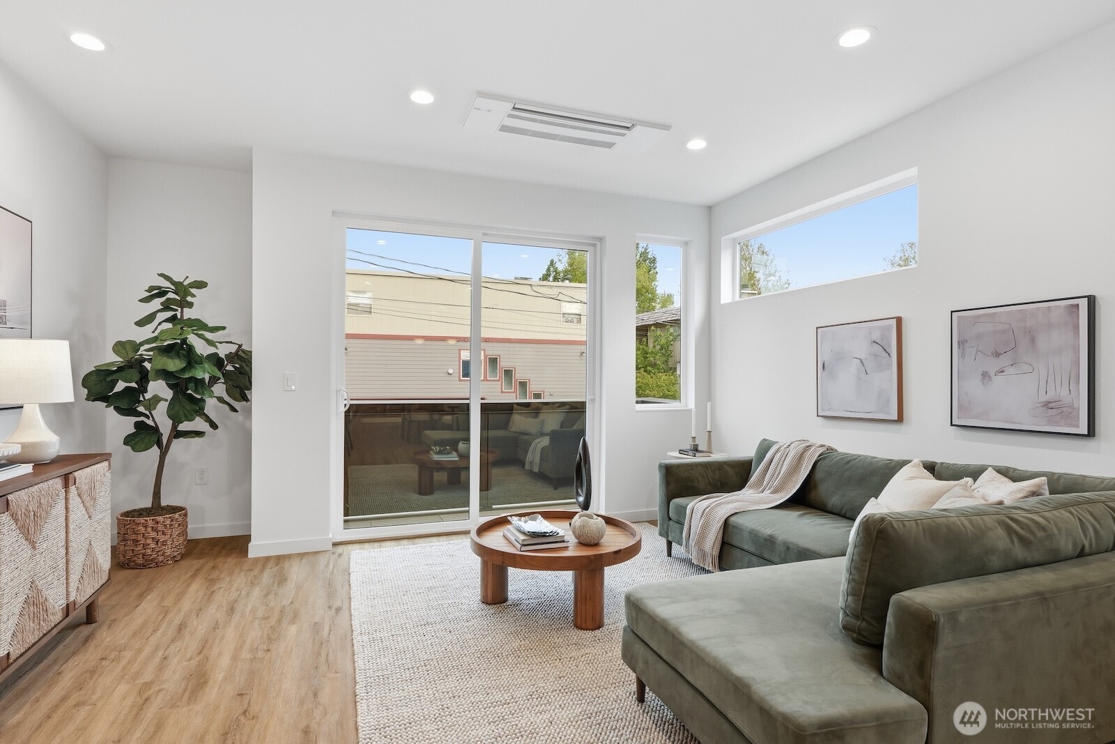 2769 59th Avenue Southwest, Unit A Seattle, WA 98116 - Photo 17 of 34