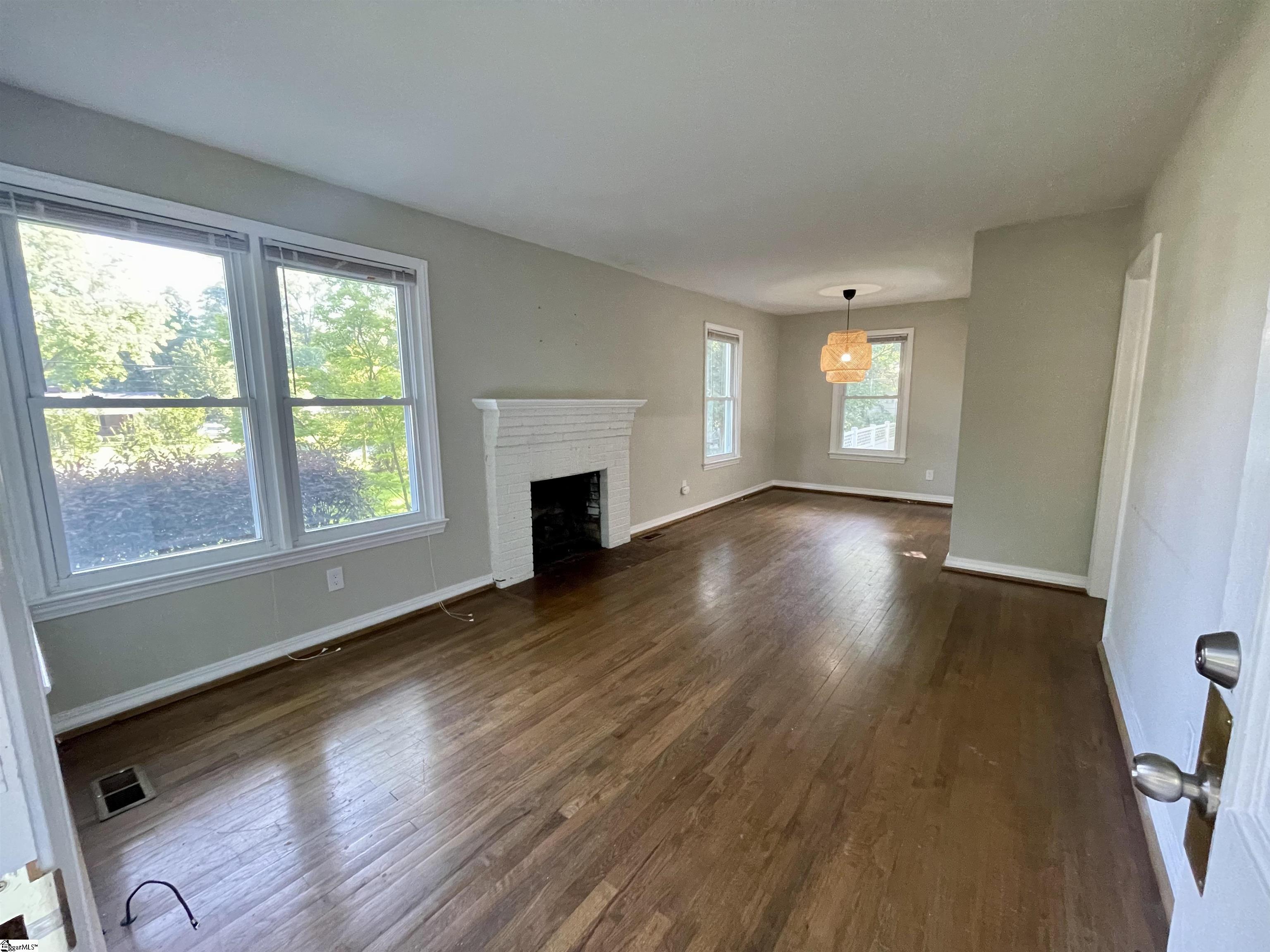 600 Calvert Avenue Clinton, SC 29325 - Photo 4 of 25