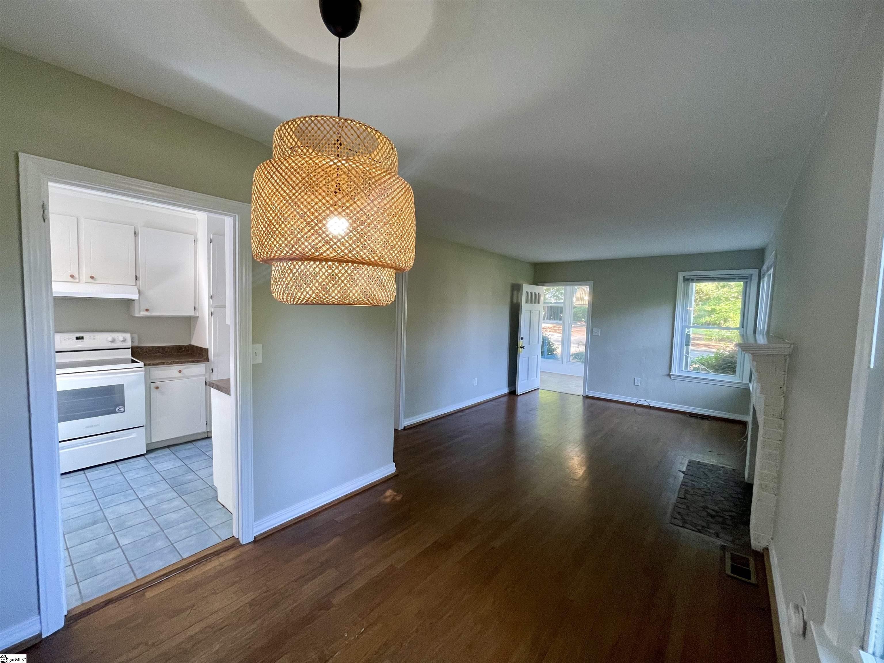 600 Calvert Avenue Clinton, SC 29325 - Photo 5 of 25