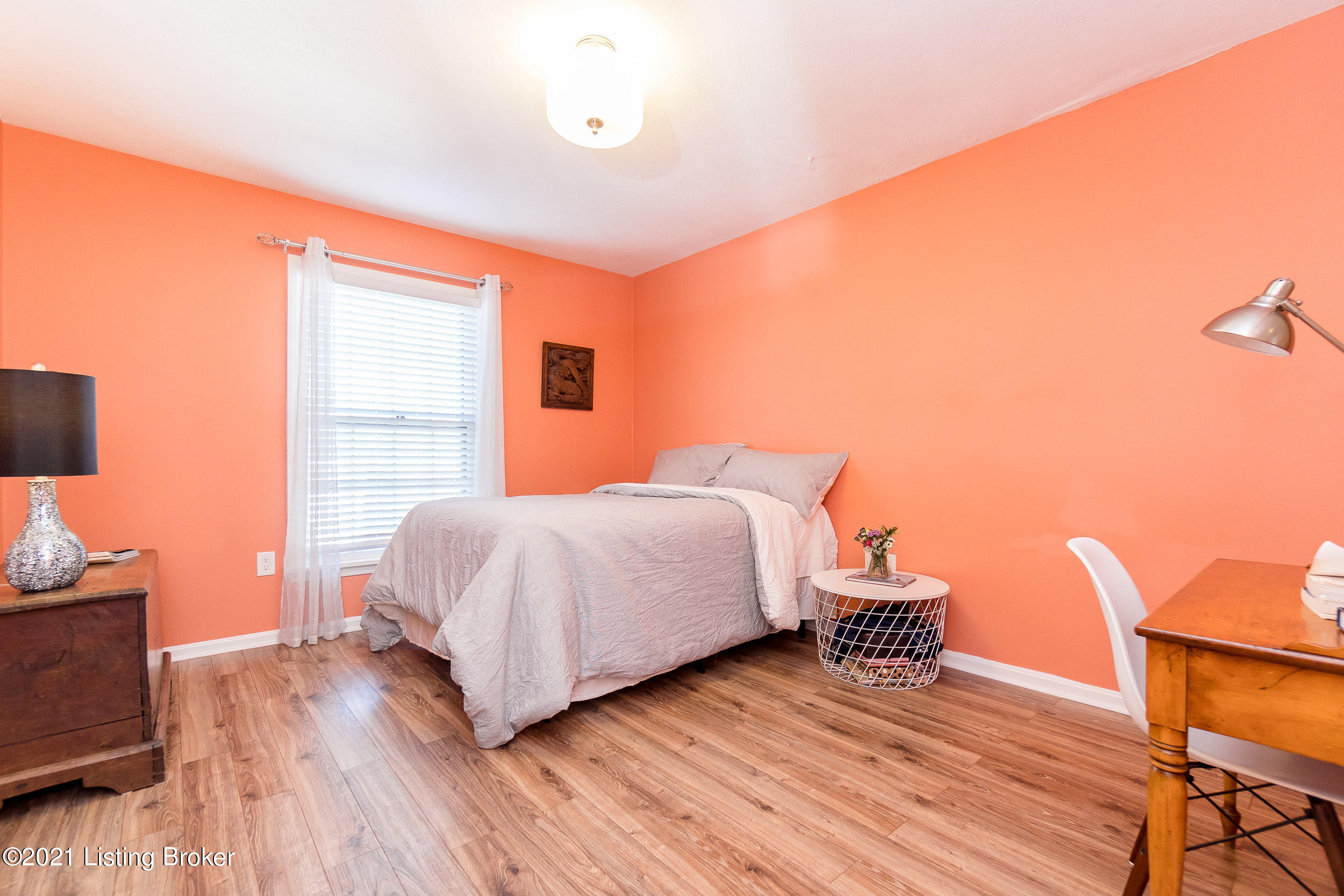 6813 Tottenham Road Louisville, KY 40207 - Photo 39 of 59 6813 Tottenham Rd-41