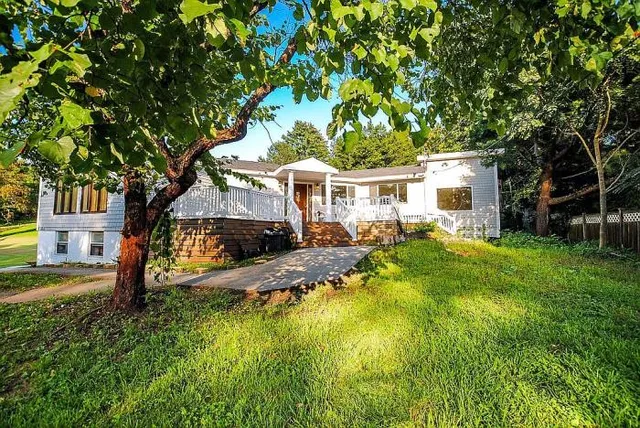 $550,000 | 356 Old Stage Road, Saugerties, NY 12477