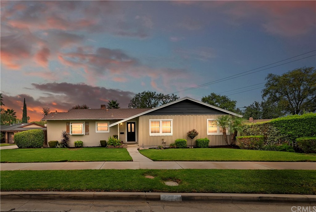 2379 Fairview Avenue Riverside, CA 92506 - Photo 1 of 1