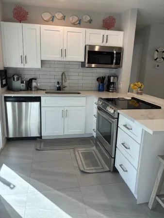 $2,950 | 3412 Spring Street, Pompano Beach, FL 33062