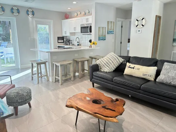 $2,950 | 3412 Spring Street, Pompano Beach, FL 33062