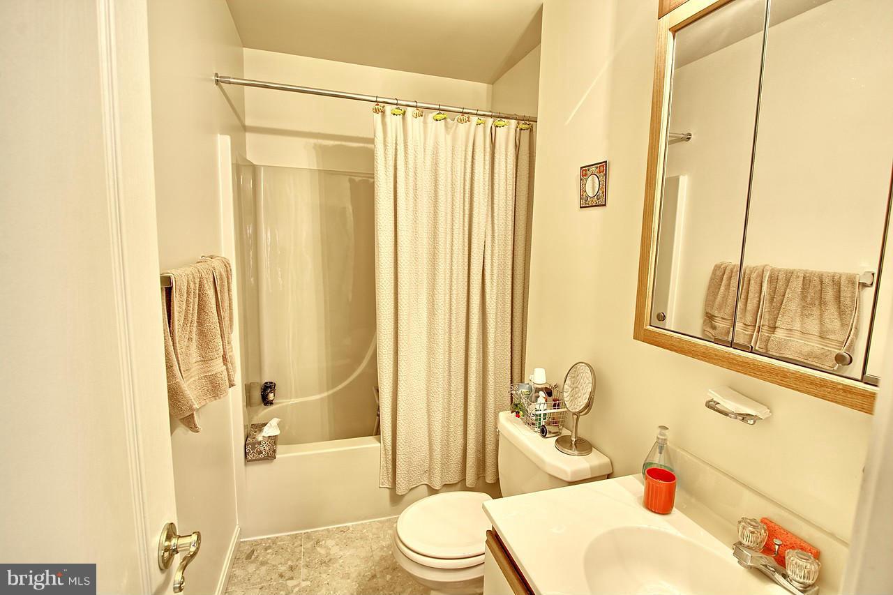 629 Brickston Road Reisterstown, MD 21136 - Photo 12 of 17 Bath (Master)