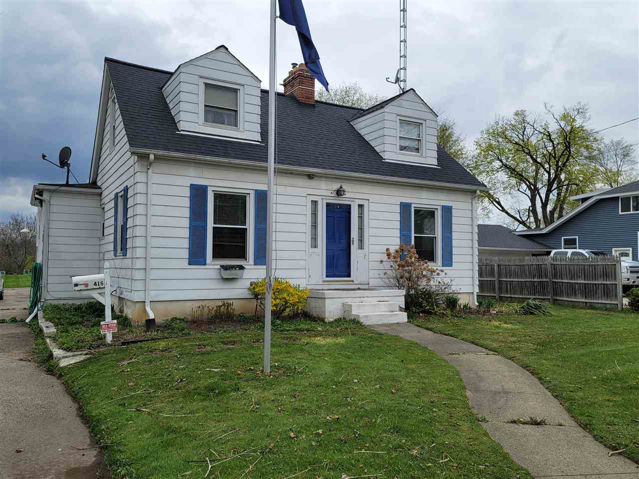 416 South State Road Davison, MI 48423 - Photo 1 of 23 Front View