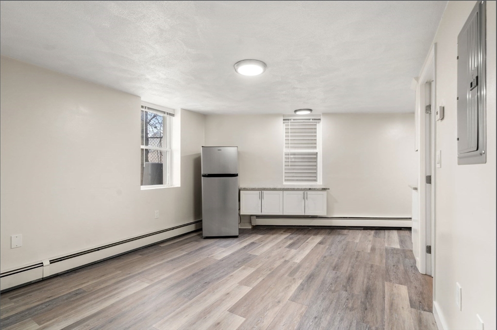 55 White Street, Unit G Boston, MA 02128 - Photo 6 of 11