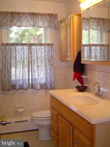 1517 Seling Avenue Rosedale, MD 21237 - Photo 13 of 21 Bath #1