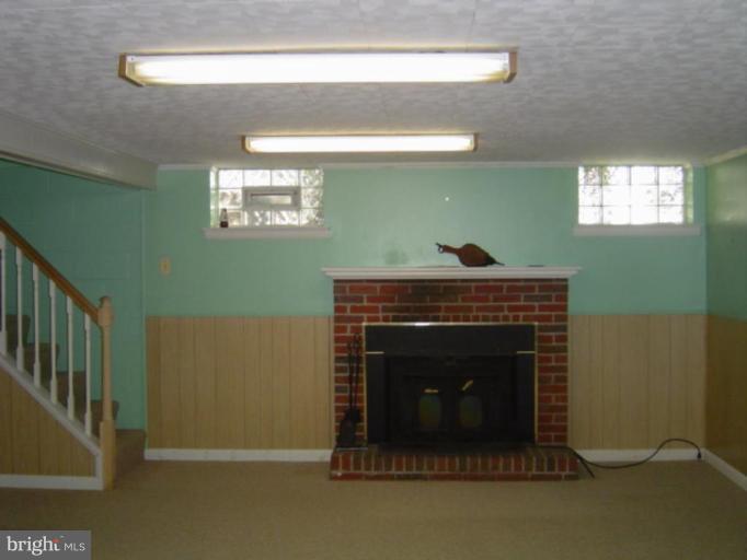 1517 Seling Avenue Rosedale, MD 21237 - Photo 16 of 21 Family Room