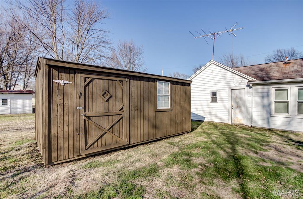 1000 Sumner Street Jerseyville, IL 62052 - Photo 25 of 30