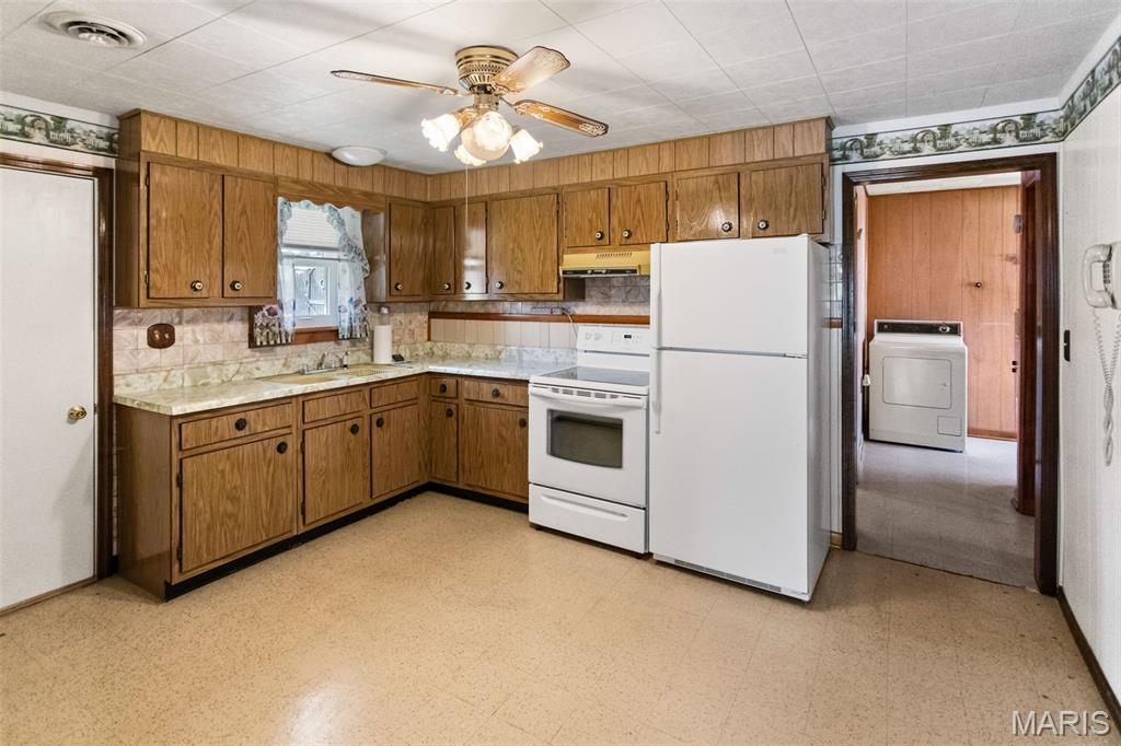 1000 Sumner Street Jerseyville, IL 62052 - Photo 8 of 30