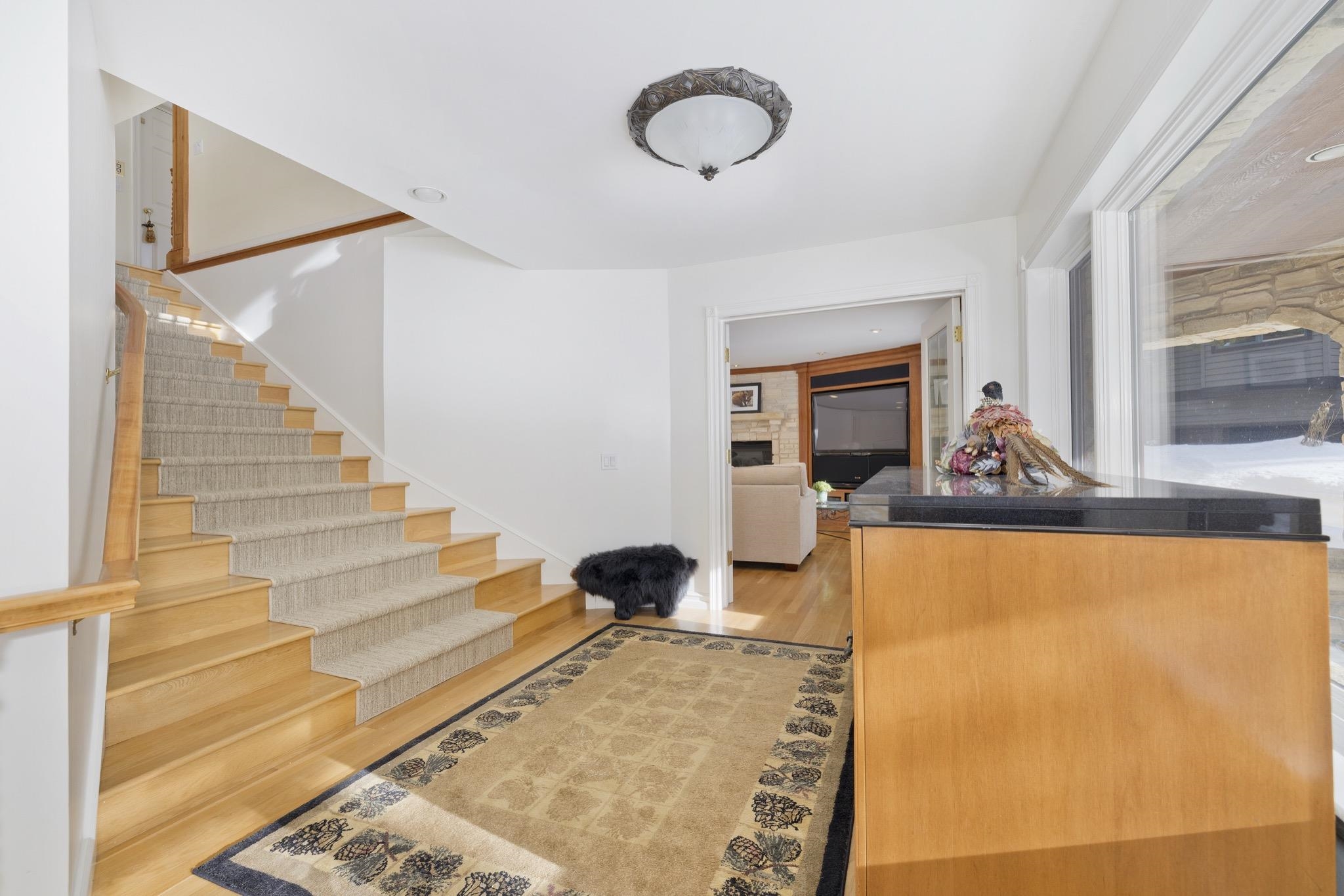 370 Ranch Road Mammoth Lakes, CA 93546 - Photo 20 of 46 Interior space featuring stairway